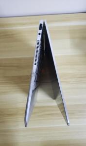 HP spectre x360 convertible 13-ac0xx signature i7-7500U 2.70GHz 2.90 GHz 64 bits 14 8 GB RAM