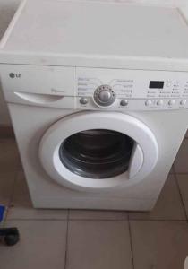 Buyers uesd furniture in Arabian ranches 0564889102