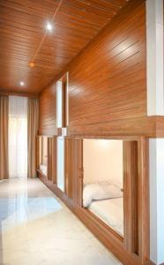 Luxury Executive Capsule Bed space For rent Al Rigga