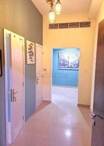 URGENT! Next to DMCC metro station