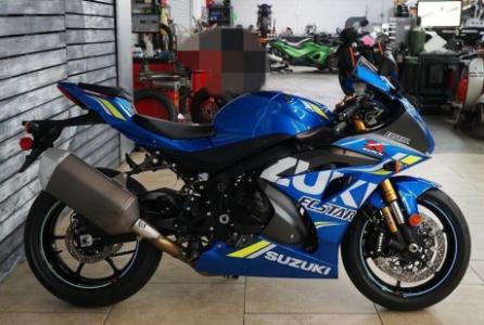 2018 SUZUKI GSX-R1000RWhatsApp +13236413248