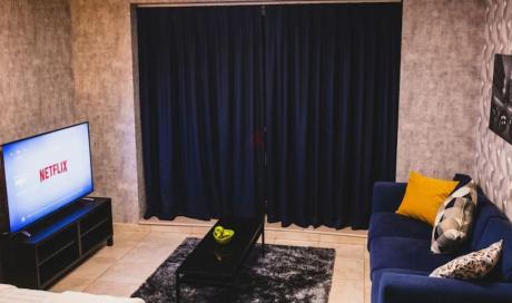 Close to meter Luxurious master room attached bathroom available in business bay