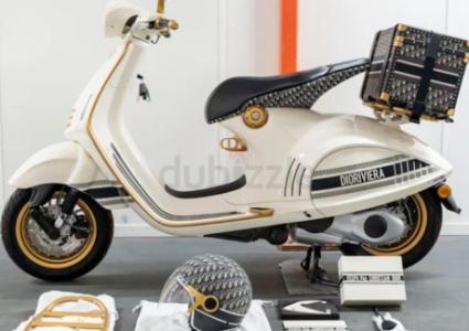 PIAGGIO VESPA 946 CHRISTIAN DIOR - EX PIAGGIO UK