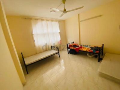 Bed space available for indian executive bachelor