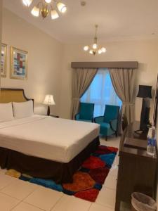 TWO BED ROOM APARTMENT DEIRA NEAR AL QYADA METRO