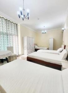 Ladies Bedspace With Balcony Ready to Move Burjman Mall Backside / HBL Bank Backside - Metro Exit 3