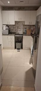 An Elegant Extra Clean Bedspace!