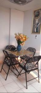 Bed space is available for boys and girls monthly in Bur Dubai (A