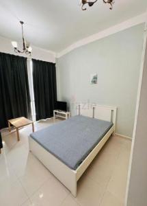 Your Ideal Premium Bedroom with private bathroom in a Cozy Shared Apartment (non-smokers only)